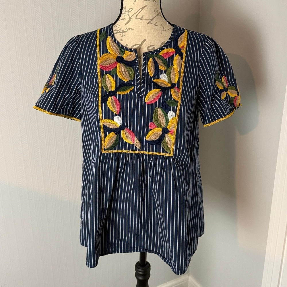 Madewell Women's Blue Floral Embroidered Pinstripe Fable Shirt Size Small - Picture 3 of 6